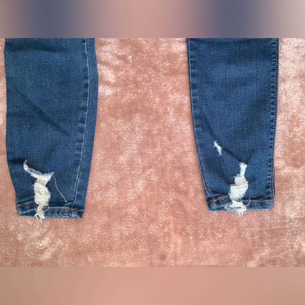 REWASH High Rise Ripped Skinny Jeans ๐ - Picture 3 of 6